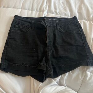Denizen from Levi's Women's Dark Jean Shorts